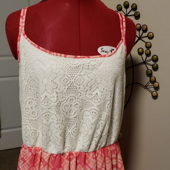 Lace Spaghetti Strap Dress - Picture 3 of 7